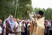 Престольный праздник - день перенесения мощей святителя и чудотворца Николая из Мир Ликийских в Бар